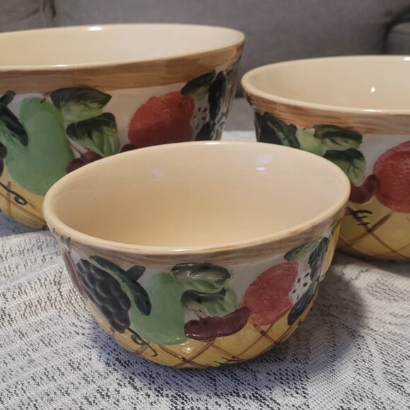 Vintage GOURMET HOME Accents 3-Piece Nesting Mixing & Serving Bowl Set - Picture 7 of 8